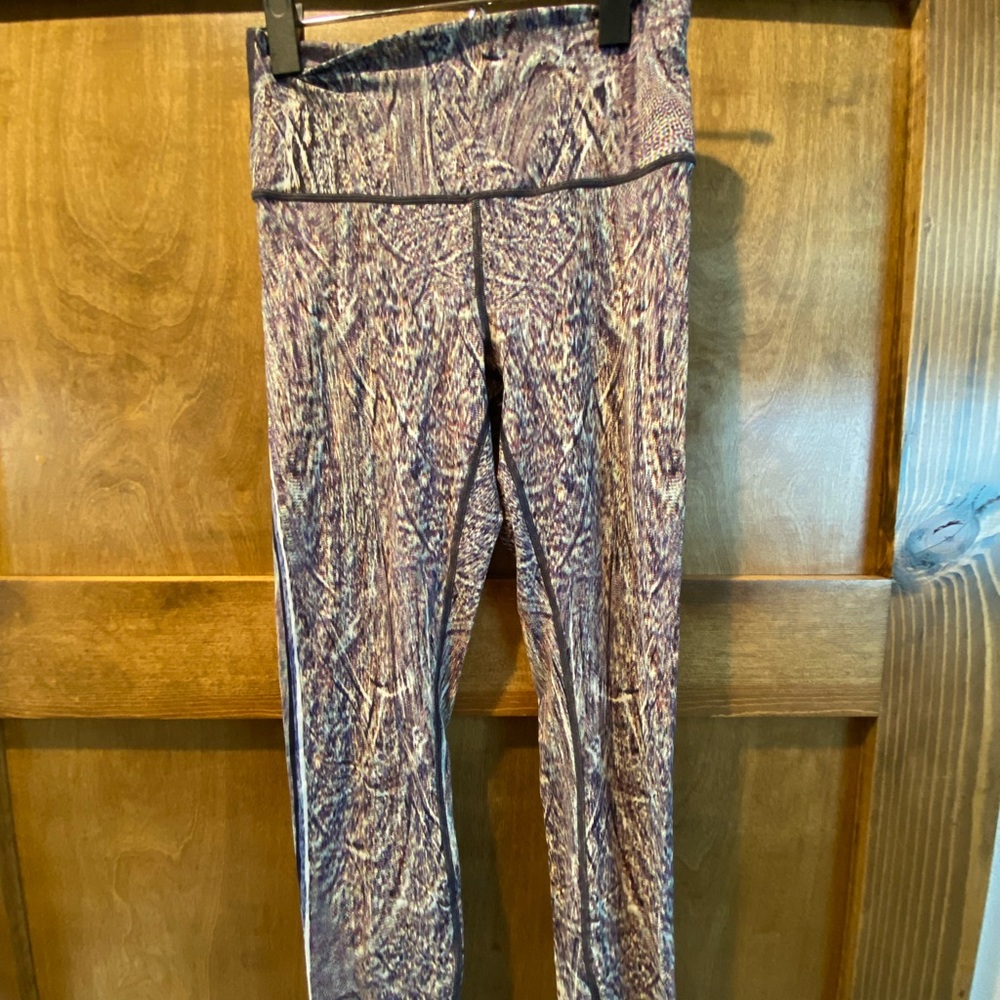 Lululemon wunder under  leggings